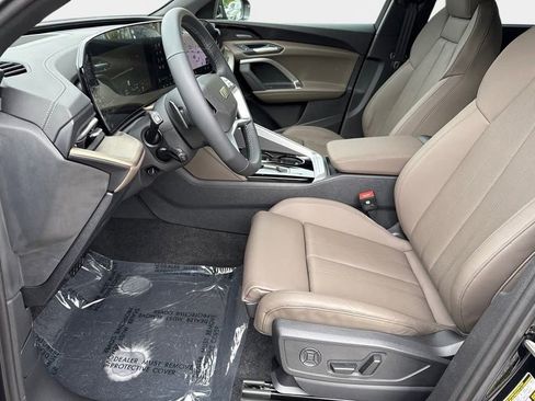 Certified 2025 Audi Q5 Premium Plus w/ Premium Plus AWD/4WD image 17
