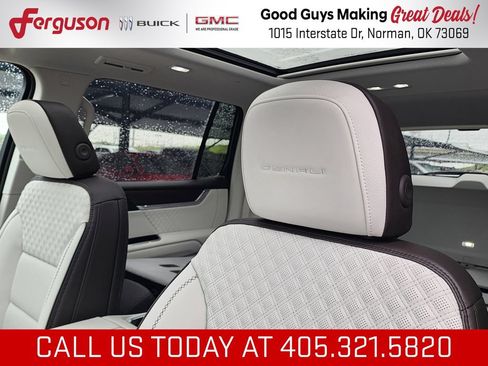 New 2026 GMC Acadia Denali w/ Super Cruise Package AWD/4WD image 17