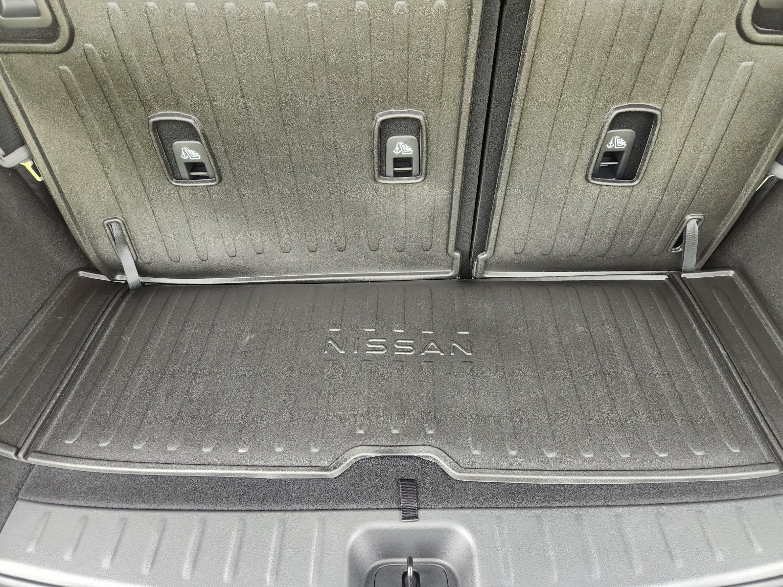 New 2026 Nissan Pathfinder SL FWD image 27