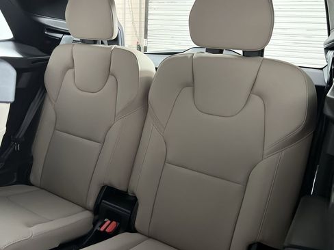 New 2026 Volvo XC90 B6 Plus w/ Protection Package Premier image 25