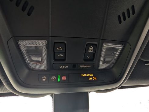 Used 2023 Chevrolet Equinox RS w/ RS Leather Package FWD image 26