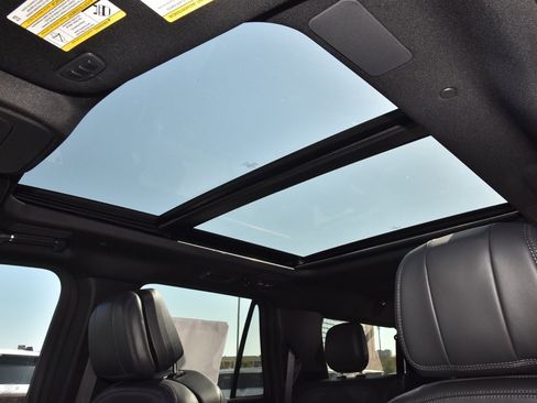 New 2025 Lincoln Navigator L Reserve w/ Jet Appearance Package image 35