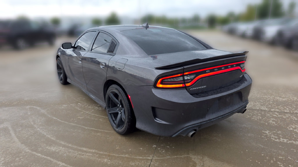 Used 2023 Dodge Charger GT w/ Technology Group RWD image 3
