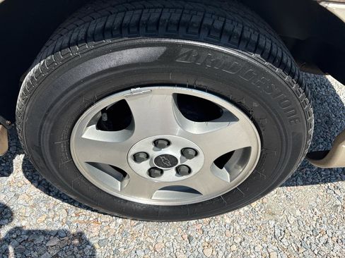 Used 2003 Chevrolet Malibu LS w/ Gold Package FWD image 17