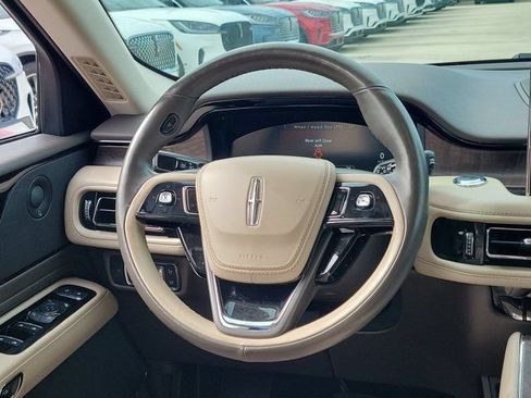 Certified 2020 Lincoln Aviator Reserve w/ Elements Package Plus AWD/4WD image 20
