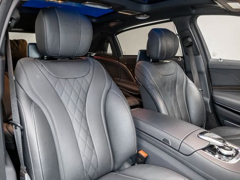 Used 2020 Mercedes-Benz Maybach S 560 4MATIC image 17