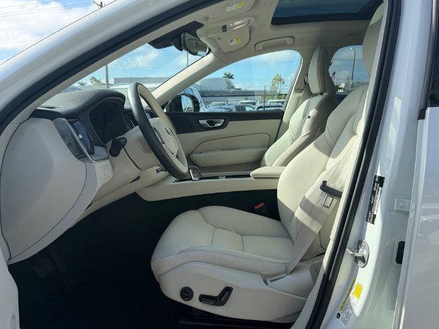 Used 2024 Volvo XC60 B5 Plus w/ Protection Package AWD/4WD image 10