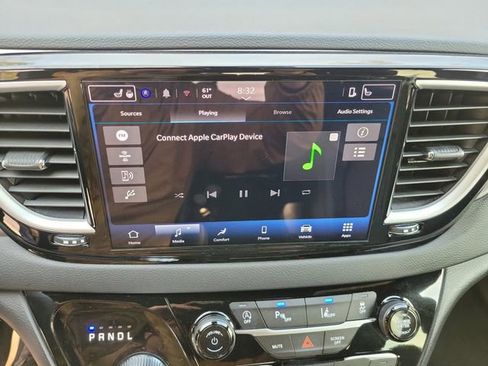 Used 2025 Chrysler Pacifica Select FWD image 20