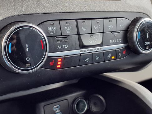 Used 2023 Ford Escape Active AWD/4WD image 5