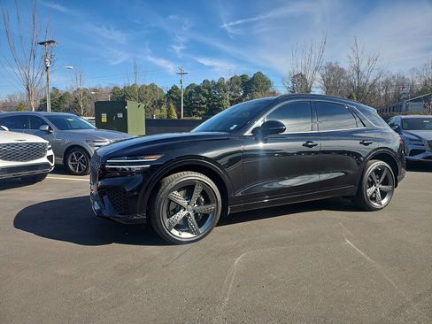 Used 2025 Genesis GV70 3.5T Sport w/ Sport Prestige Package image 1