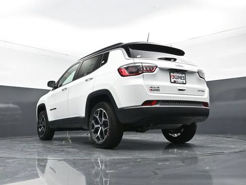 New 2026 Jeep Compass Limited w/ Sun, Sound & Navigation Group AWD/4WD image 57