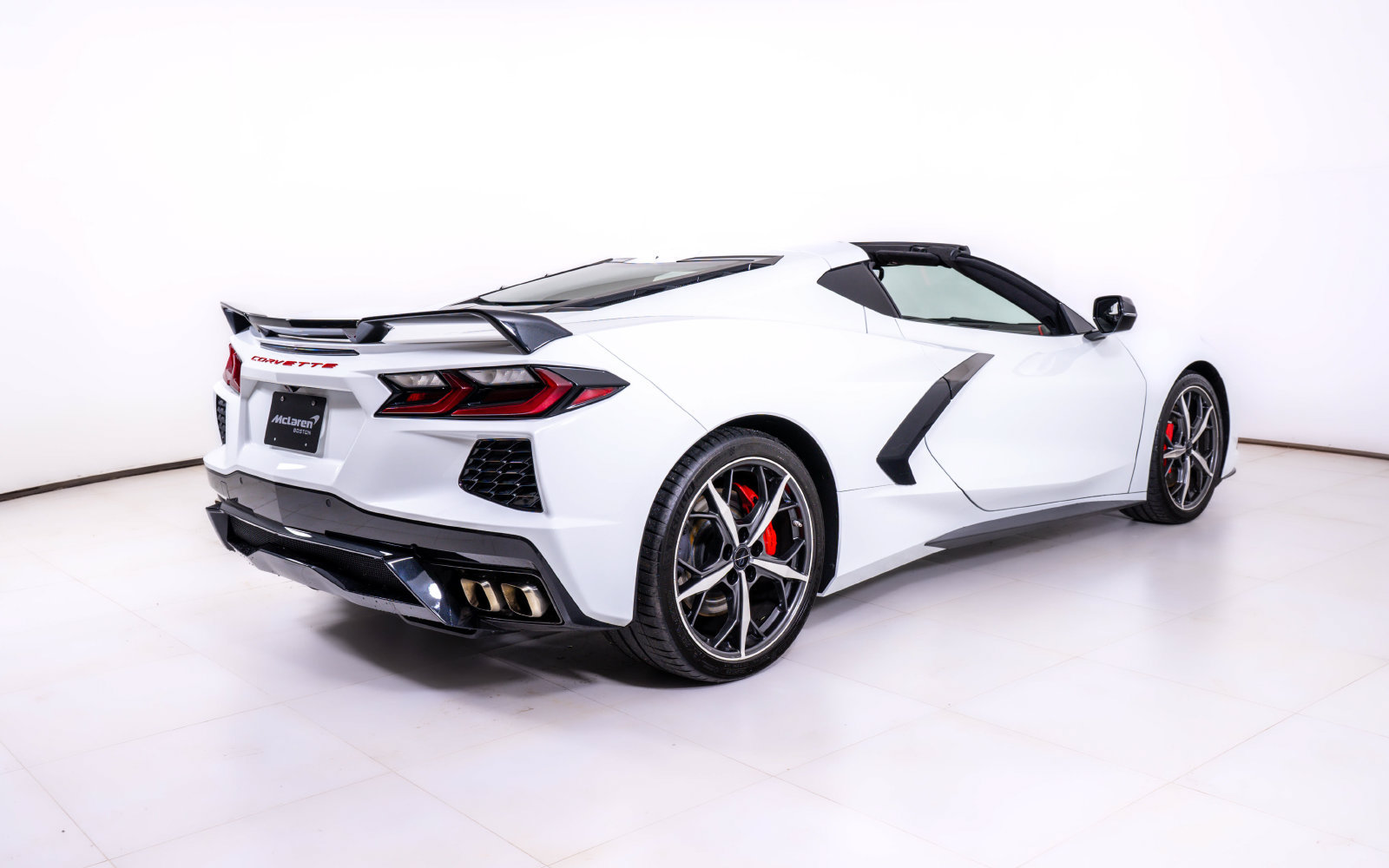 Used 2022 Chevrolet Corvette Stingray Premium Cpe w/ Z51 Performance Package RWD image 6