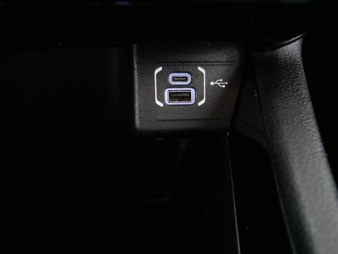 Used 2022 Jeep Compass Limited image 31