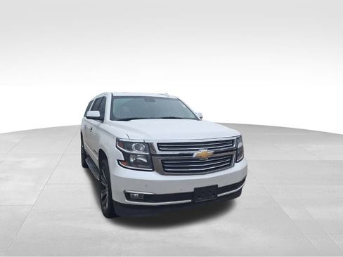 Used 2017 Chevrolet Suburban Premier image 6