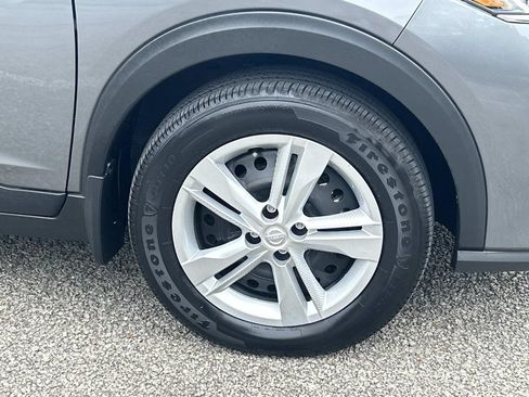 Certified 2025 Nissan Kicks Play S FWD image 9