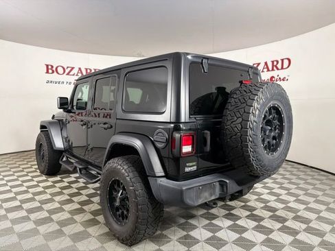 Used 2022 Jeep Wrangler Unlimited Sport AWD/4WD image 6