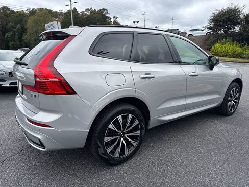 Certified 2025 Volvo XC60 B5 Core w/ Climate Package image 6