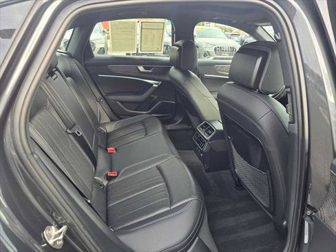 Used 2025 Audi A6 Premium Plus w/ Premium Plus Package AWD/4WD image 13