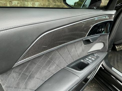 Used 2023 Audi S8 AWD/4WD image 31