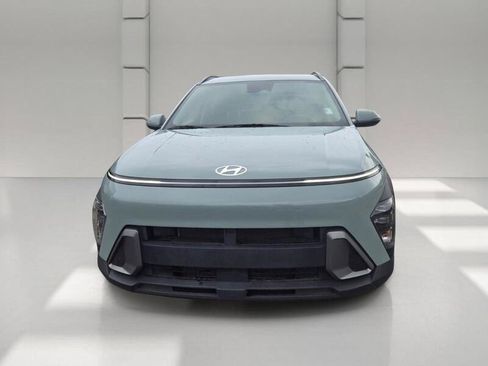 Used 2024 Hyundai Kona SEL FWD image 2