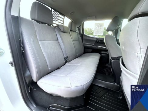 Used 2019 Toyota Tacoma SR5 AWD/4WD image 19
