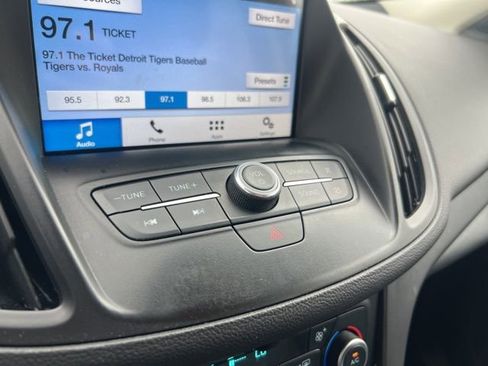 Certified 2019 Ford Escape SE image 14