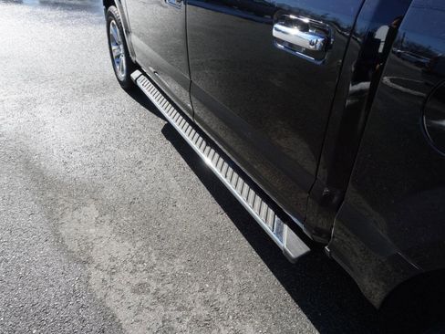 Used 2018 Ford F150 XLT w/ Equipment Group 302A Luxury image 10