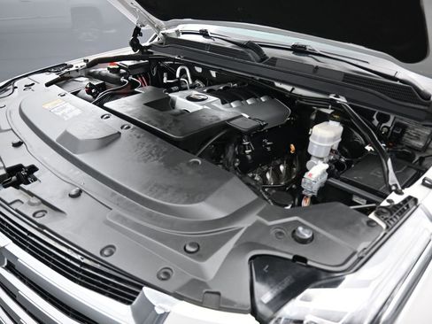 Used 2020 Cadillac Escalade Premium Luxury image 63