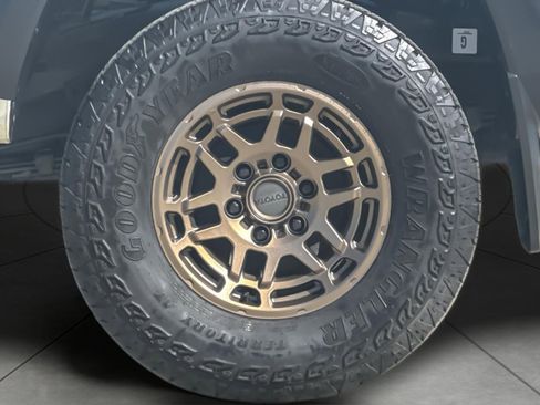 Certified 2023 Toyota Tacoma 4x4 Double Cab image 25