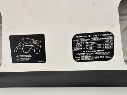 Used 2015 Porsche Macan S image 38