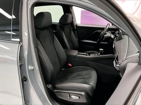 Used 2025 Acura ADX A-Spec image 11