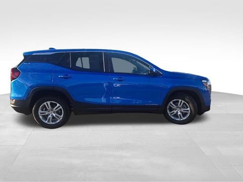 Certified 2024 GMC Terrain SLE FWD image 6