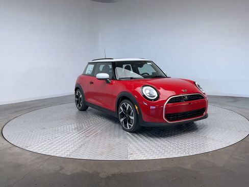 New 2026 MINI Cooper 2-Door Hardtop image 4