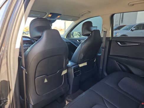Certified 2023 Kia Niro EX image 17