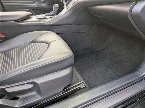 Certified 2024 Toyota Camry SE FWD image 15