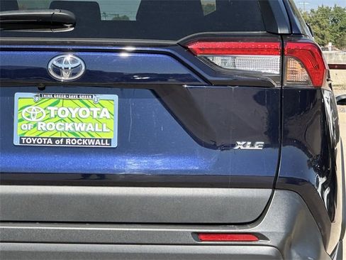 Used 2023 Toyota RAV4 XLE Premium image 6