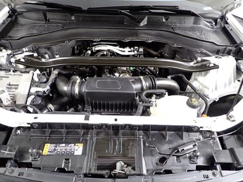 Used 2025 Ford Explorer ST image 7