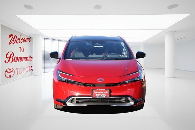 Used 2026 Toyota Prius Plug-In Hybrid w/ Limited Premium Package FWD image 4