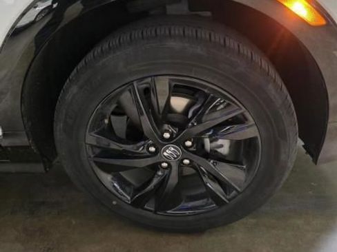 Used 2024 Buick Encore GX Sport Touring image 7