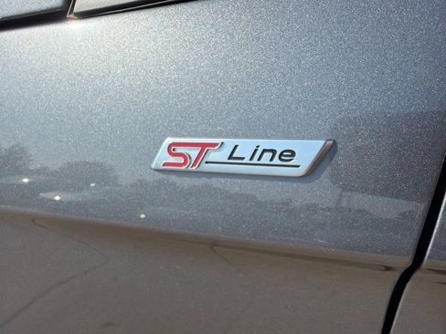 Used 2021 Ford Edge ST-Line FWD image 10
