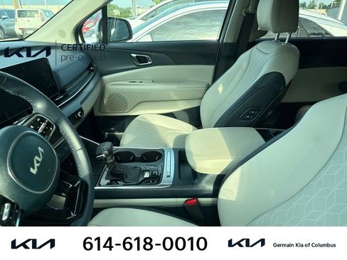 Certified 2026 Kia Carnival EX FWD image 8
