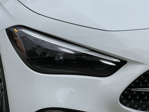 New 2026 Mercedes-Benz CLE 300 4MATIC Cabriolet image 11