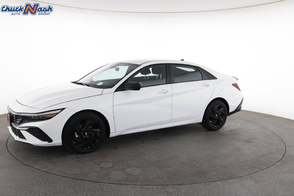 Used 2026 Hyundai Elantra Sport FWD image 6