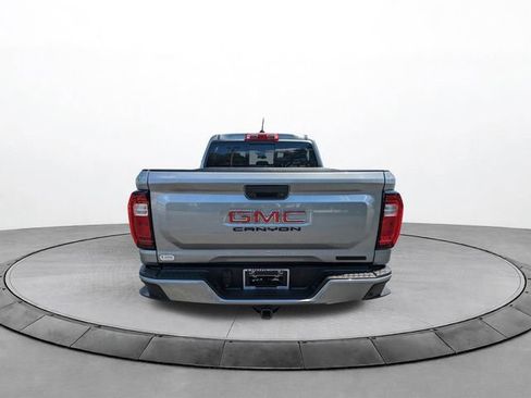 Used 2024 GMC Canyon Elevation w/ Convenience Package AWD/4WD image 5