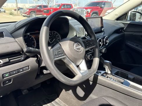Used 2024 Nissan Sentra SV image 2