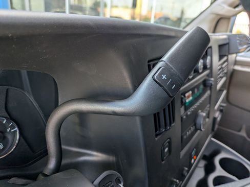 New 2026 Chevrolet Express 3500 RWD image 13