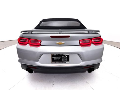 Used 2019 Chevrolet Camaro LT RWD image 16