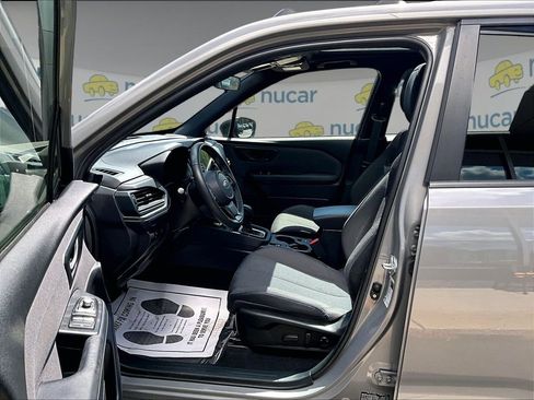 Used 2025 Subaru Forester Premium AWD/4WD image 11