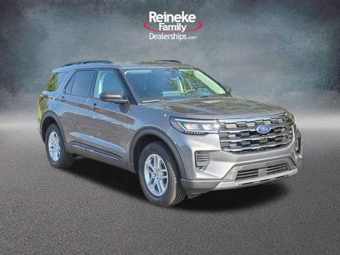 New 2026 Ford Explorer Active AWD/4WD image 3