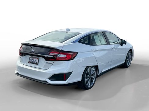 Certified 2018 Honda Clarity Plug-In Hybrid image 5